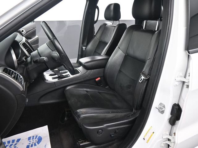 Used 2018 Jeep Grand Cherokee Altitude image 15