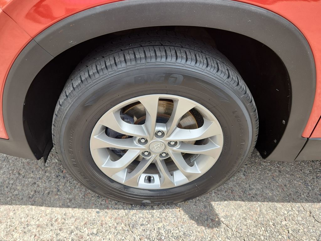 Used 2019 Hyundai Santa Fe SE image 17