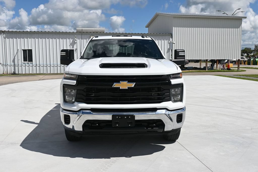 Used 2024 Chevrolet Silverado 3500 W/T w/ WT Convenience Package AWD/4WD image 2