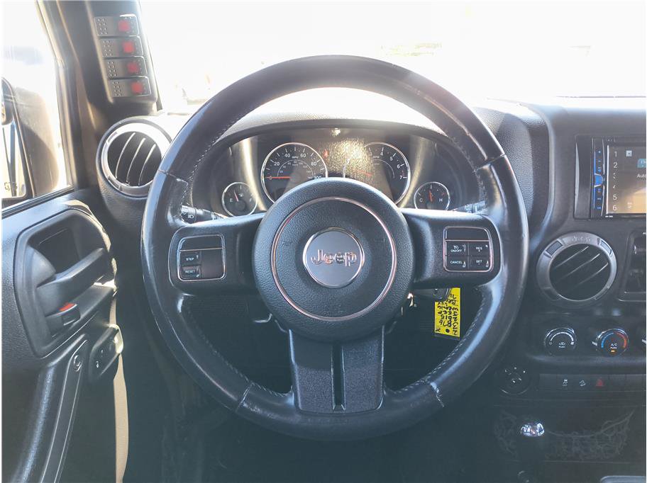 Used 2015 Jeep Wrangler Unlimited Sport w/ Quick Order Package 24S AWD/4WD image 7