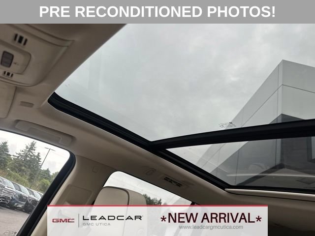 Used 2022 GMC Yukon XL Denali AWD/4WD image 18