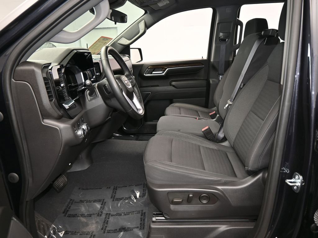Used 2023 GMC Sierra 1500 Elevation w/ LPO, Elevation Black Package image 11
