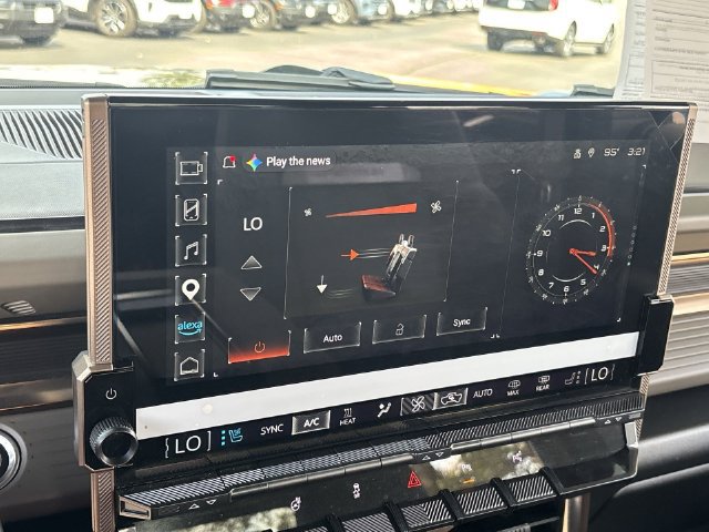 Used 2024 GMC Hummer EV 3X w/ LPO, Sport Package AWD/4WD image 27