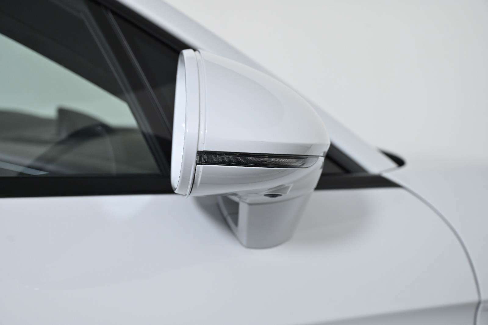 Used 2020 Porsche Panamera GTS image 10