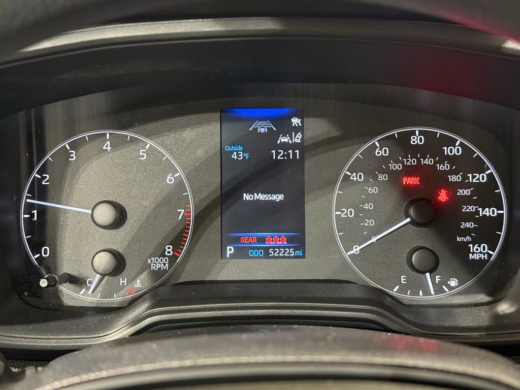 Used 2023 Toyota Corolla LE image 23