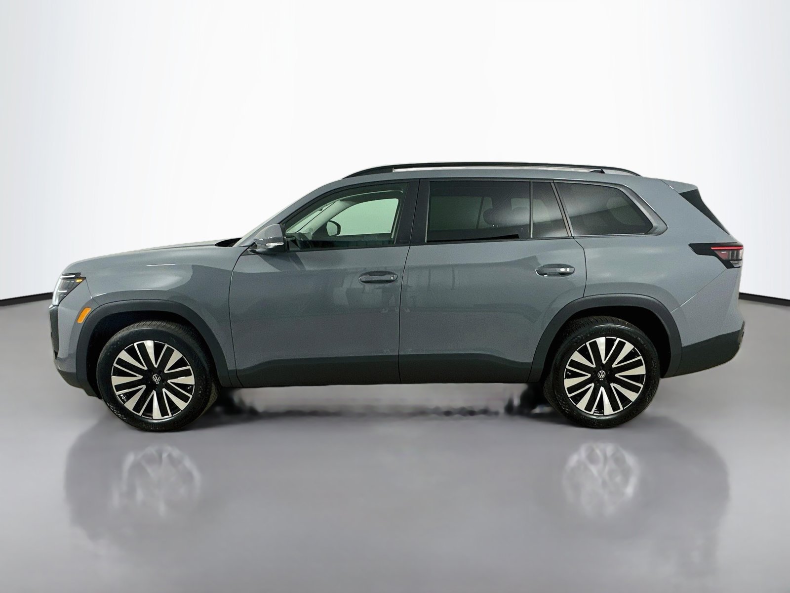 New 2027 Volkswagen Atlas SE AWD/4WD image 8