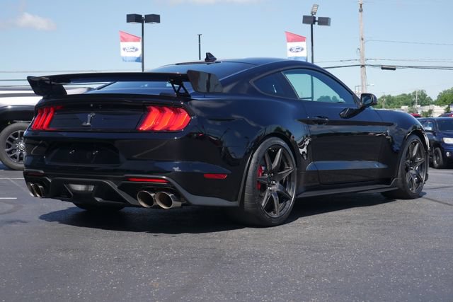 Used 2022 Ford Mustang Shelby GT500 w/ Carbon Fiber Track Pack RWD image 12