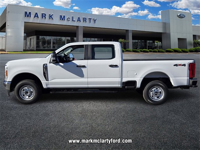 New 2026 Ford F250 XL w/ XL Chrome Package image 4