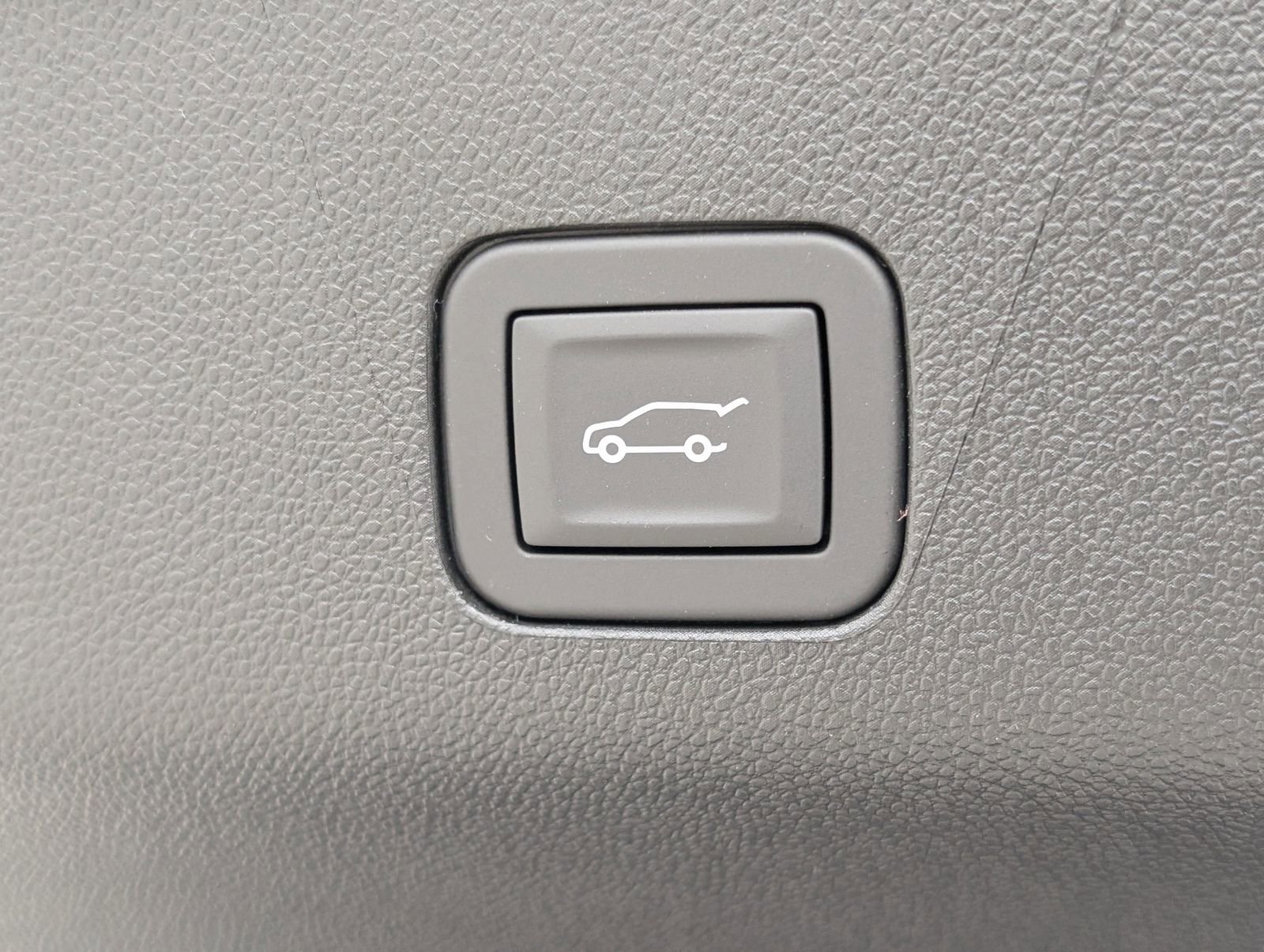 New 2026 Chevrolet Tahoe High Country image 13