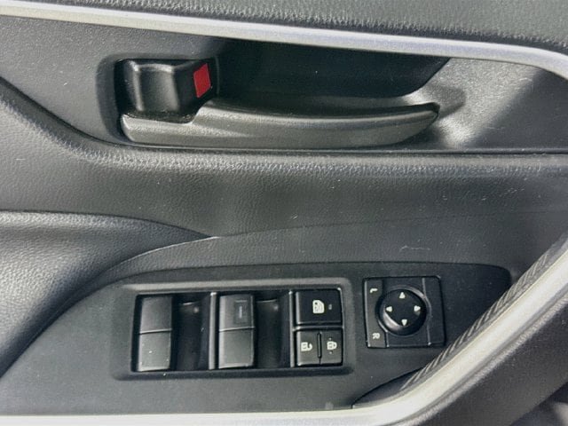 Certified 2021 Toyota RAV4 LE w/ Carpet Mat Package (TMS) FWD image 19