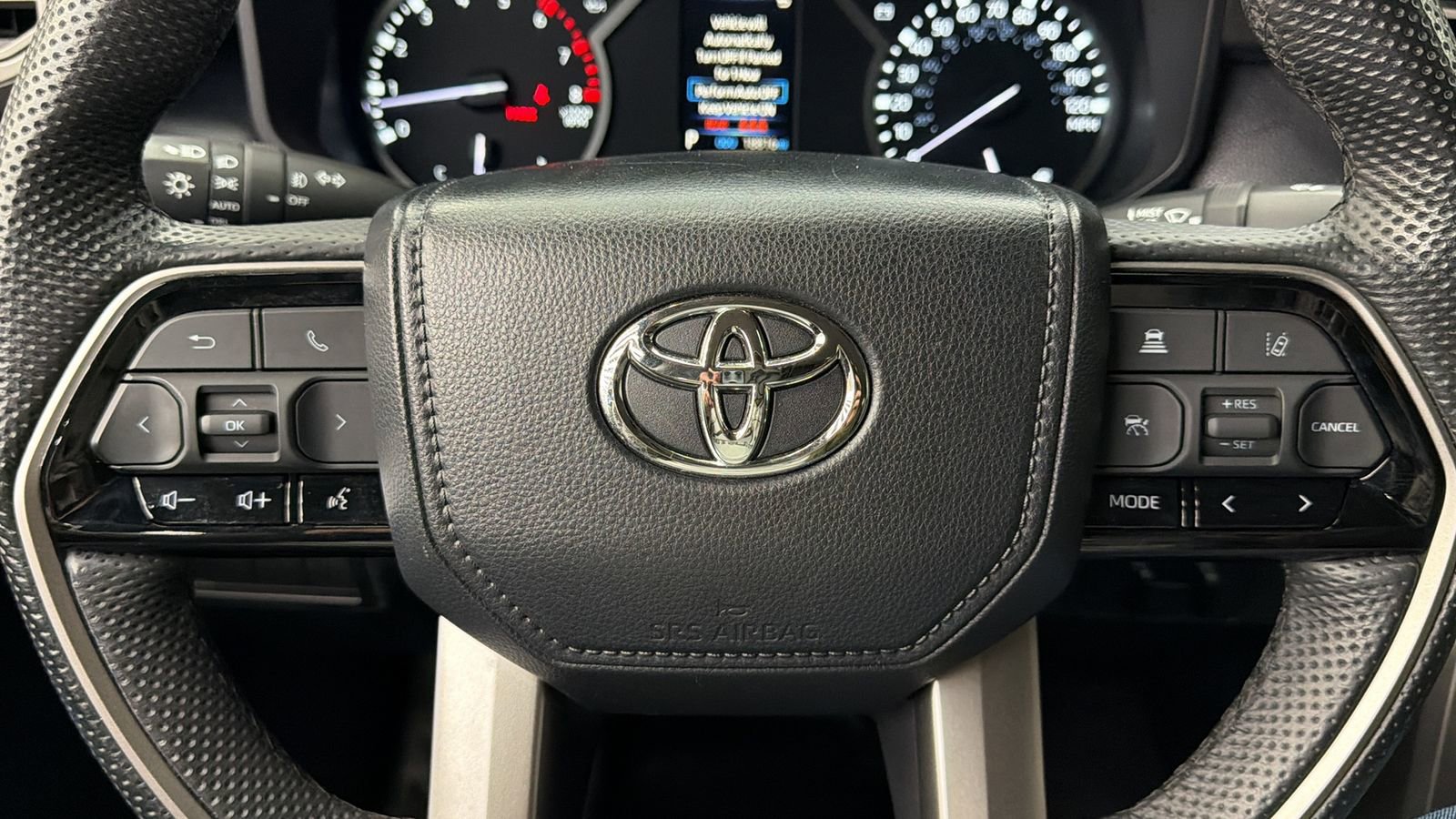 Used 2024 Toyota Tundra SR5 w/ SR5 Premium Package image 23