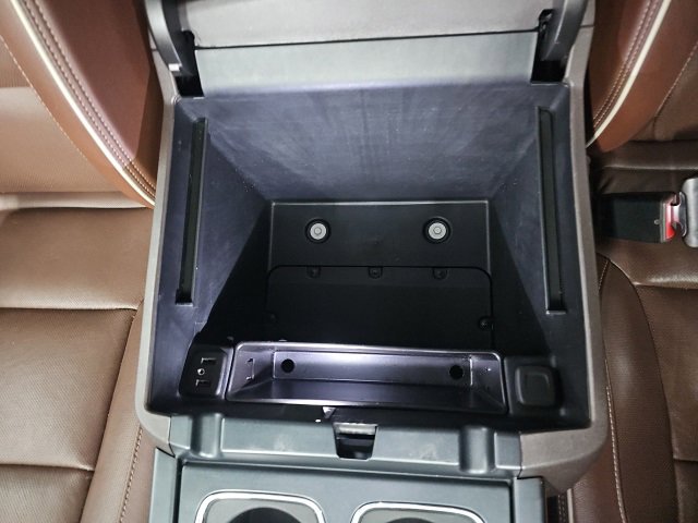 Used 2018 Chevrolet Silverado 1500 High Country image 28