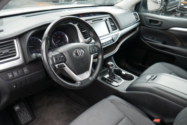 Used 2018 Toyota Highlander Plus image 14