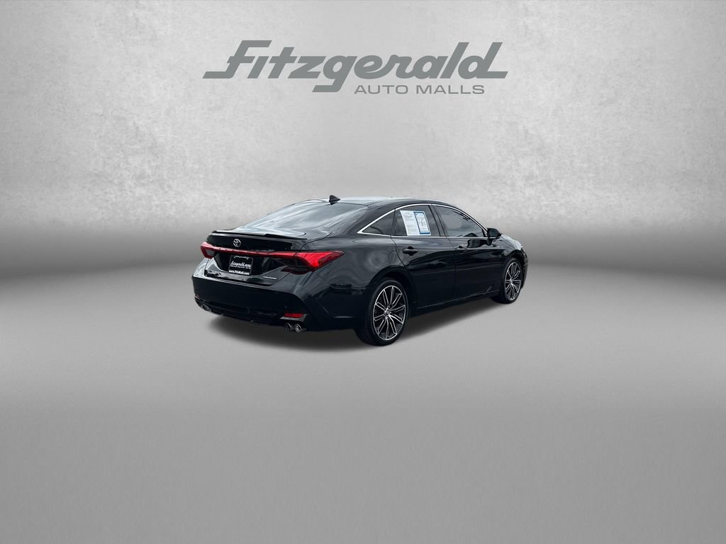 Used 2019 Toyota Avalon Touring w/ Advanced Safety Package FWD image 7