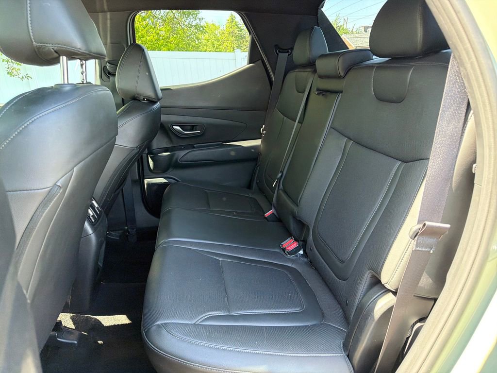 Used 2025 Hyundai Santa Cruz SEL FWD image 29