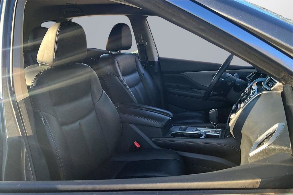 Used 2022 Nissan Murano SV image 27