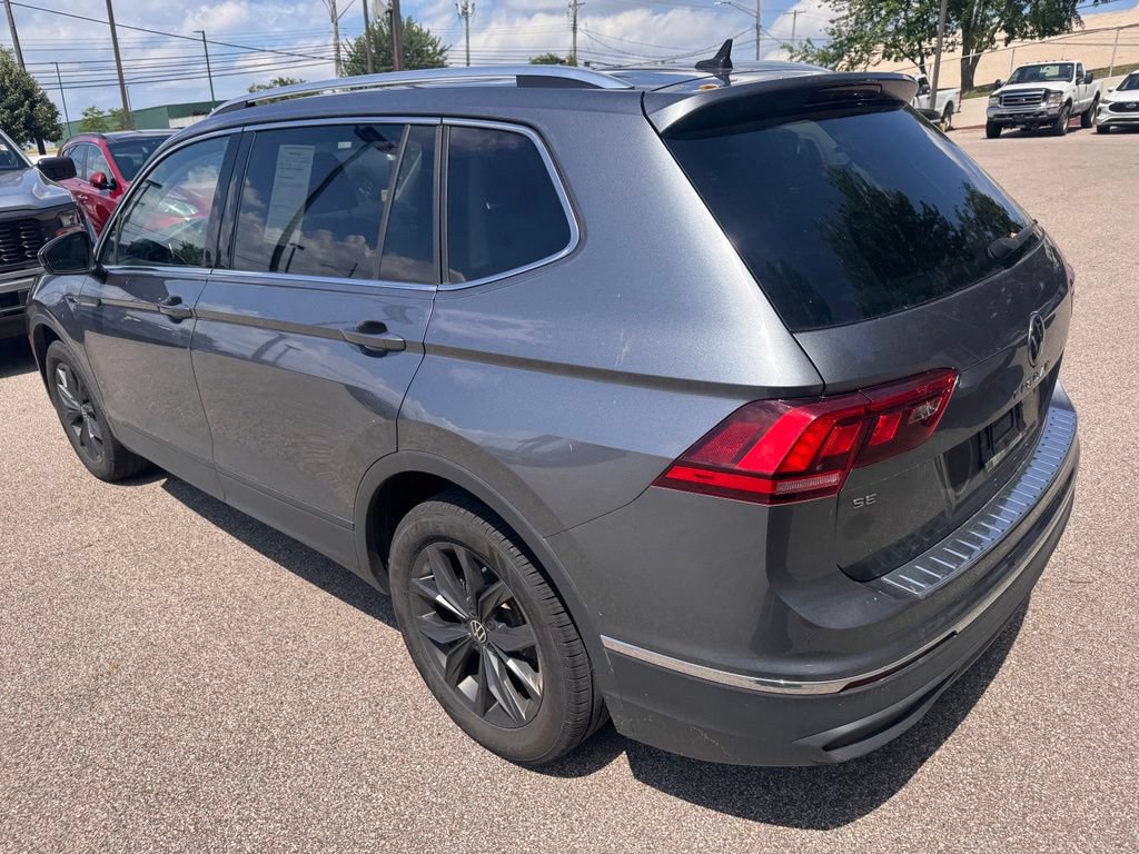Used 2022 Volkswagen Tiguan SE AWD/4WD image 3