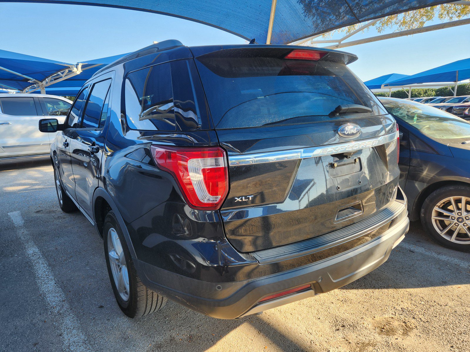 Used 2019 Ford Explorer XLT w/ Equipment Group 201A FWD image 3