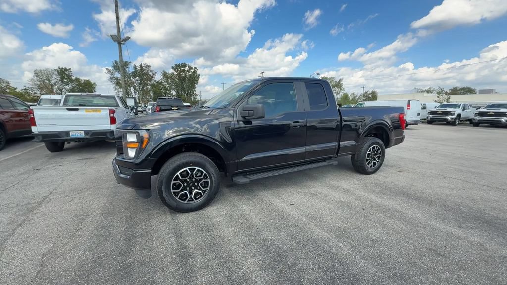 Used 2023 Ford F150 XL w/ STX Appearance Package AWD/4WD image 4