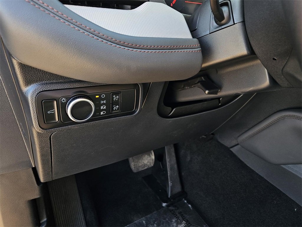 New 2026 Ford Explorer Active image 16