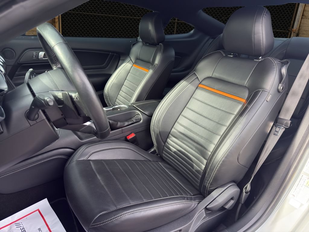 Used 2022 Ford Mustang Mach 1 w/ Mach 1 Handling Package RWD image 5