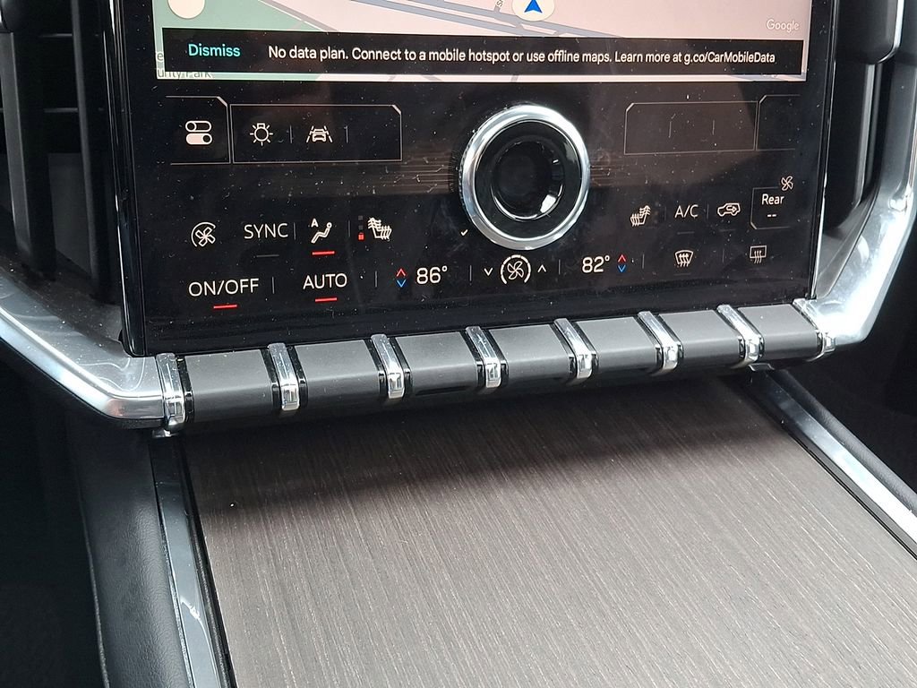 Used 2024 GMC Acadia Denali w/ Super Cruise Package image 17