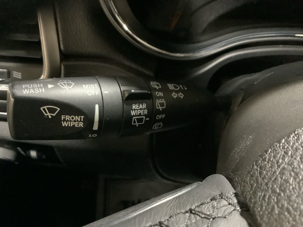 Certified 2018 Jeep Grand Cherokee Limited image 27