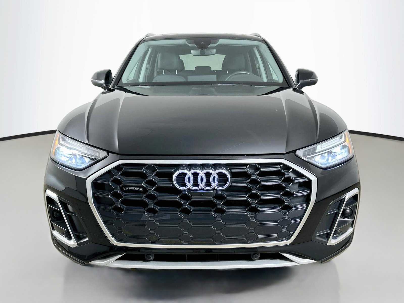 Used 2023 Audi Q5 2.0T Premium Plus AWD/4WD image 2