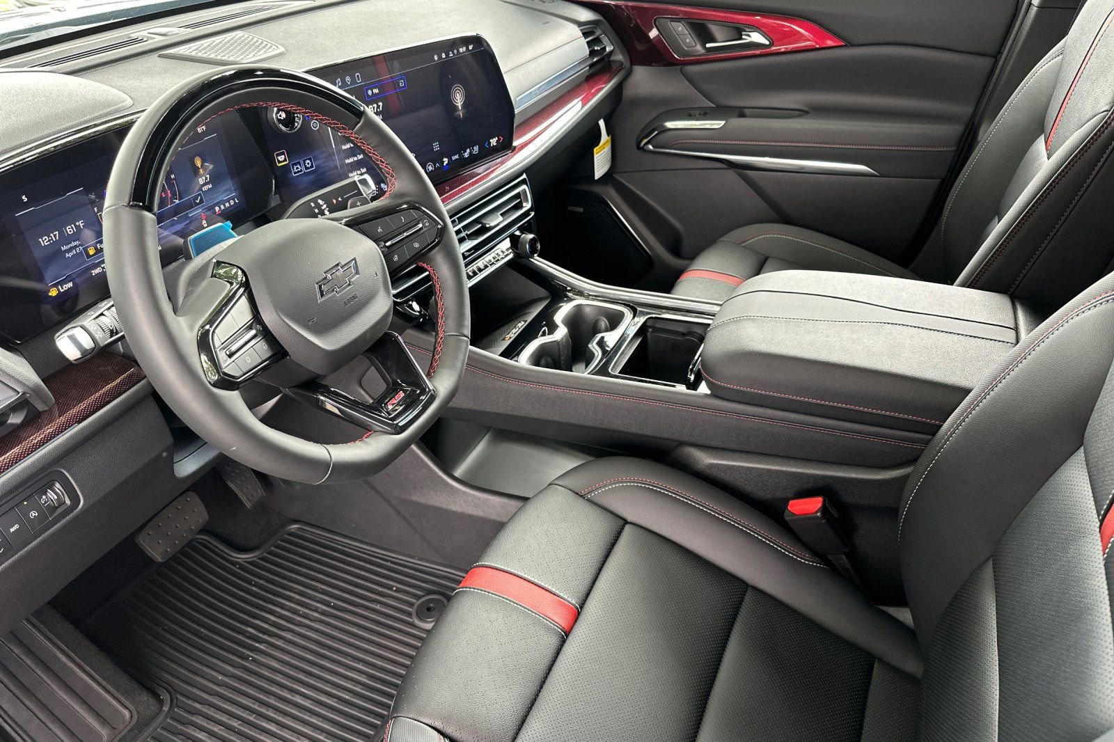 New 2026 Chevrolet Traverse RS AWD/4WD image 9
