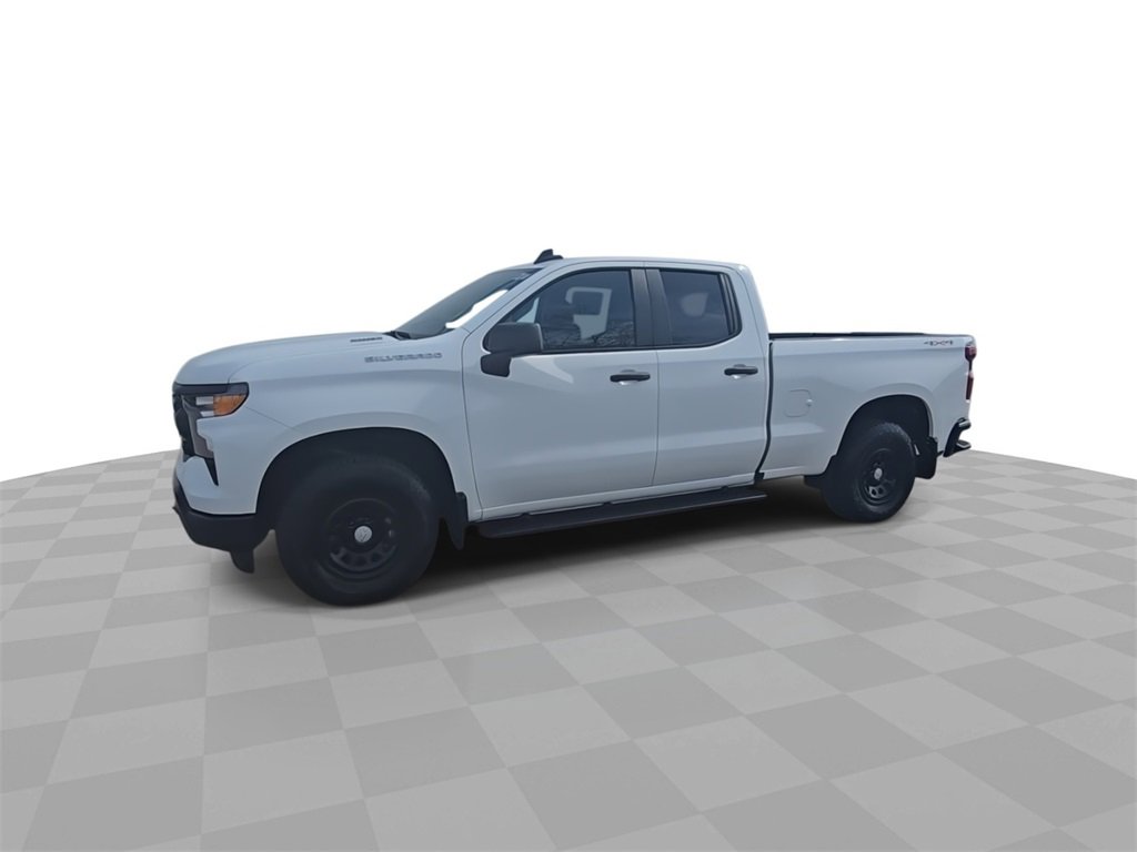 Used 2024 Chevrolet Silverado 1500 W/T image 4
