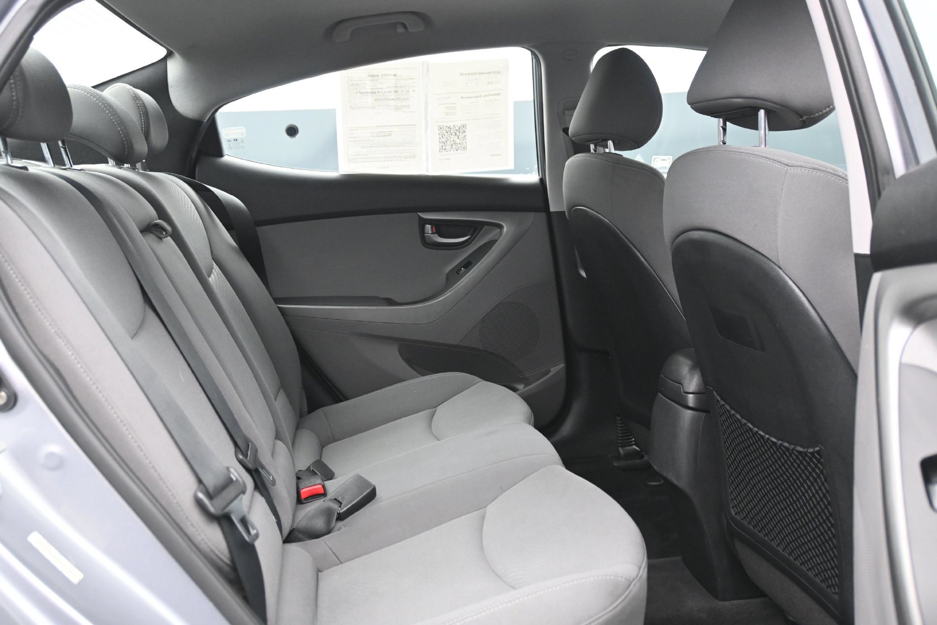 Used 2015 Hyundai Elantra SE FWD image 14
