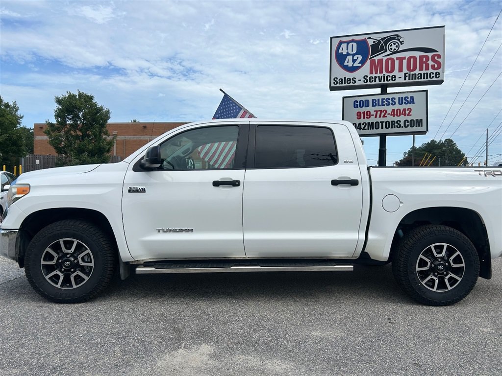 Used 2016 Toyota Tundra SR5 w/ TRD Off Road Package AWD/4WD image 2