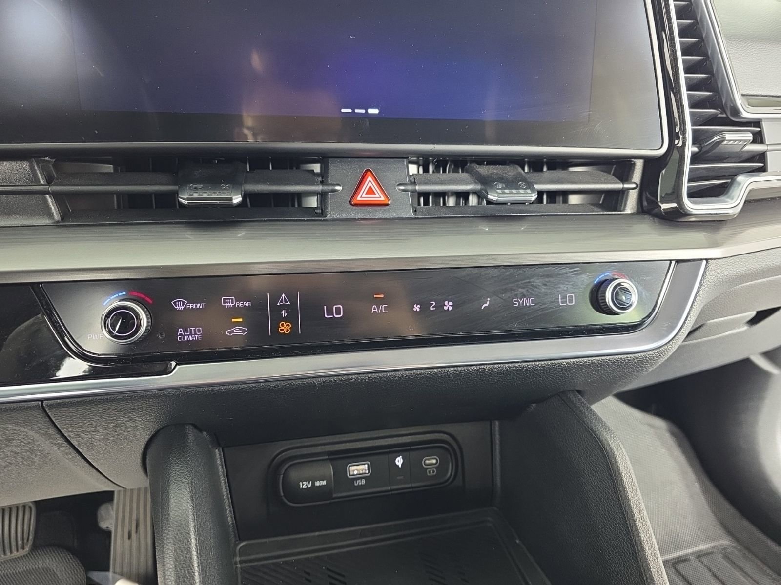 Used 2023 Kia Sportage EX image 19