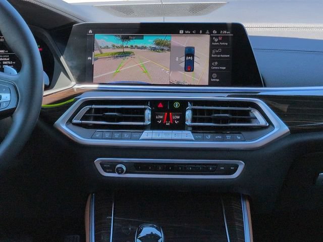 Used 2021 BMW X5 sDrive40i w/ Premium Package RWD image 18