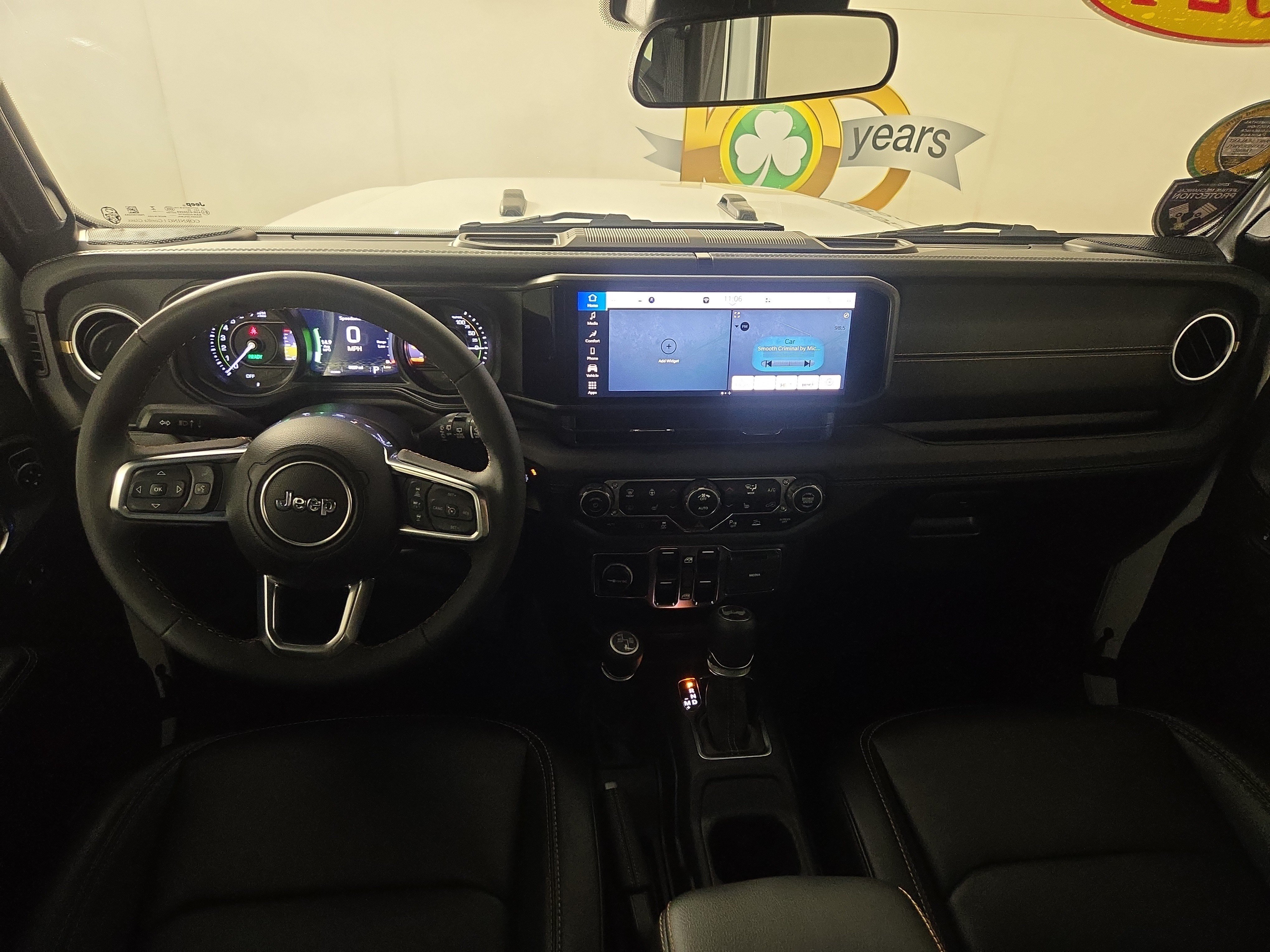 Used 2024 Jeep Wrangler Unlimited Sahara w/ Safety Group AWD/4WD image 14