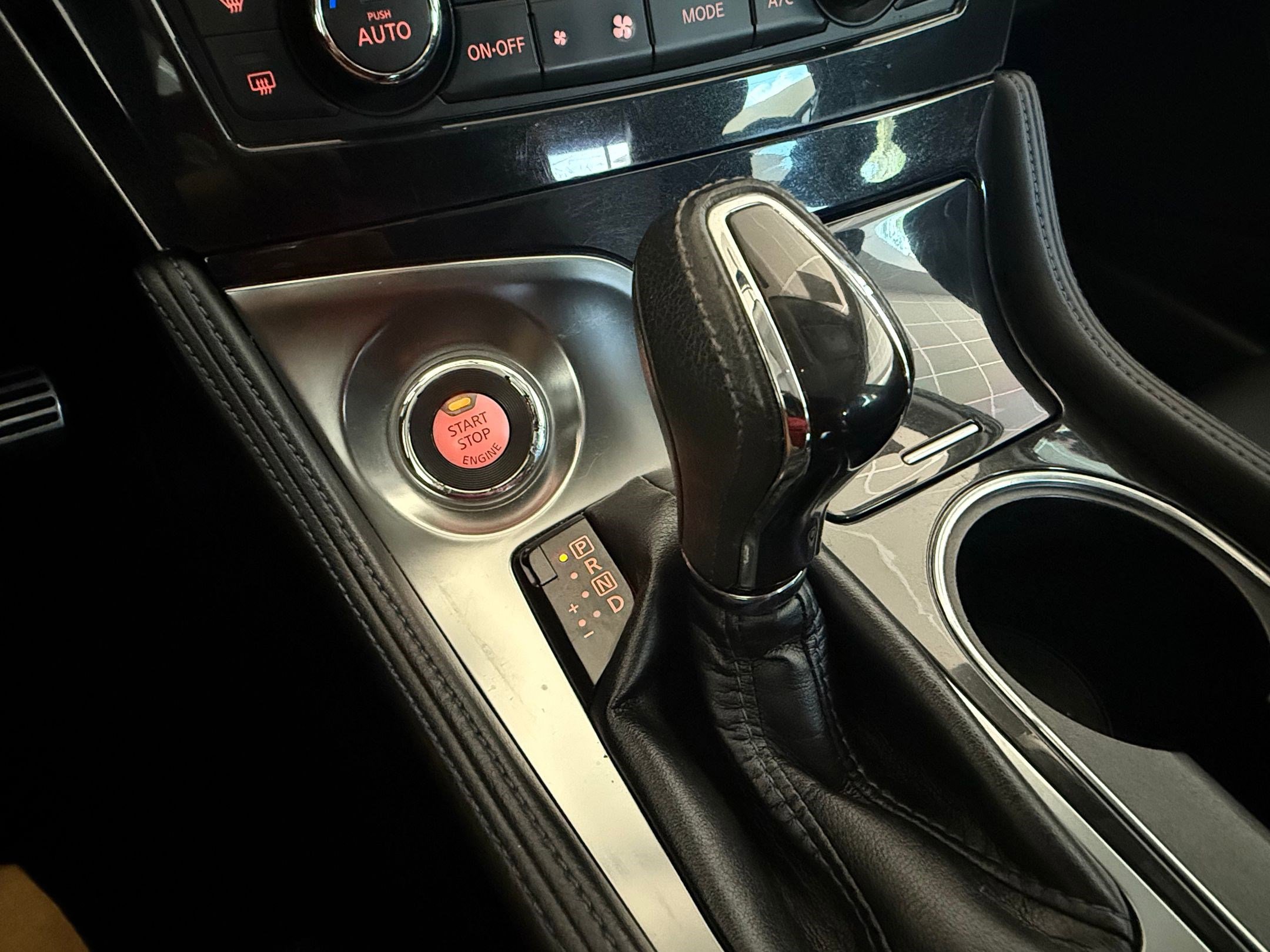 Used 2017 Nissan Maxima SR w/ Midnight Edition image 18