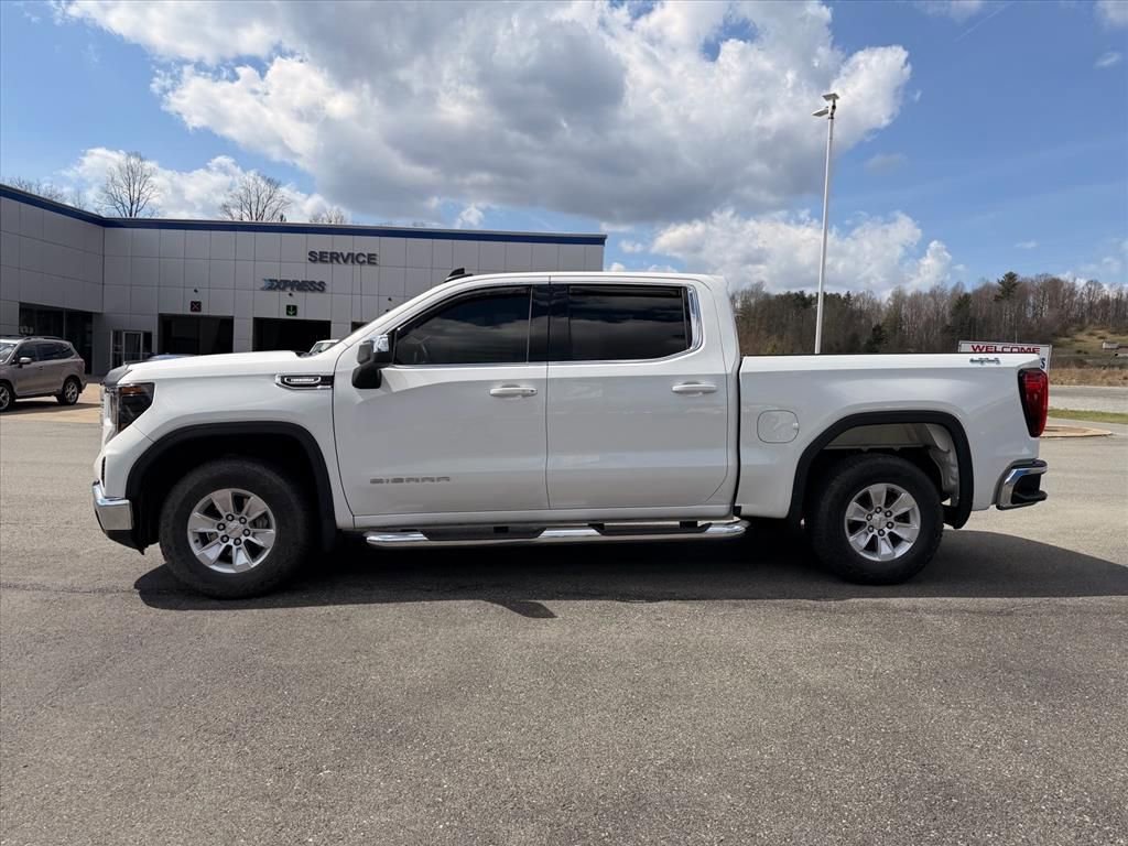 Used 2025 GMC Sierra 1500 SLE image 3