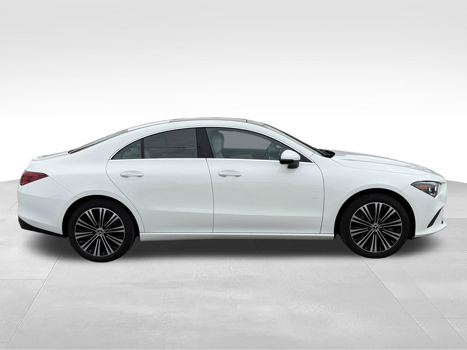 Used 2023 Mercedes-Benz CLA 250 4MATIC image 14