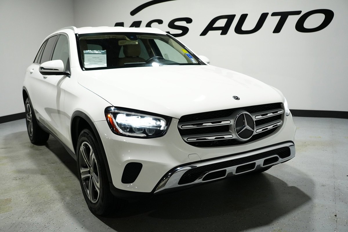 Used 2020 Mercedes-Benz GLC 300 4MATIC image 5