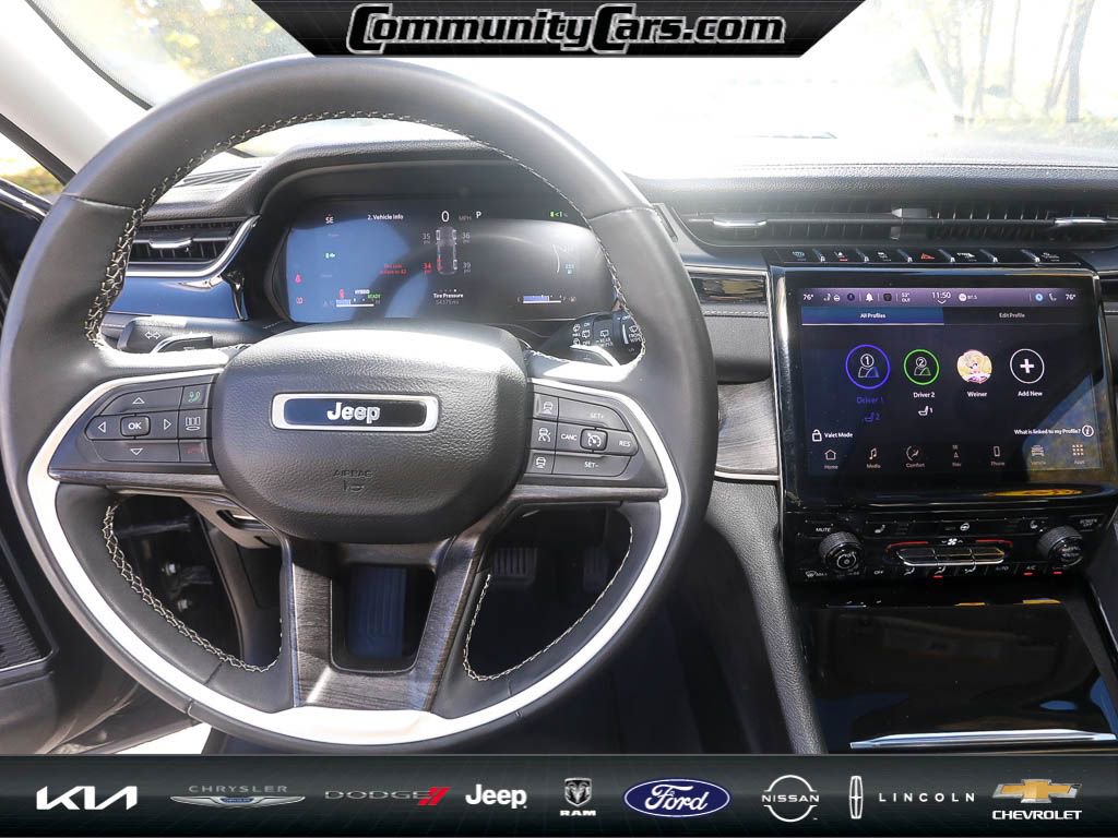 Used 2023 Jeep Grand Cherokee 4WD 4xe image 13