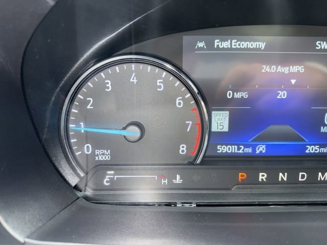 Used 2021 Ford Explorer XLT w/ Equipment Group 202A AWD/4WD image 14