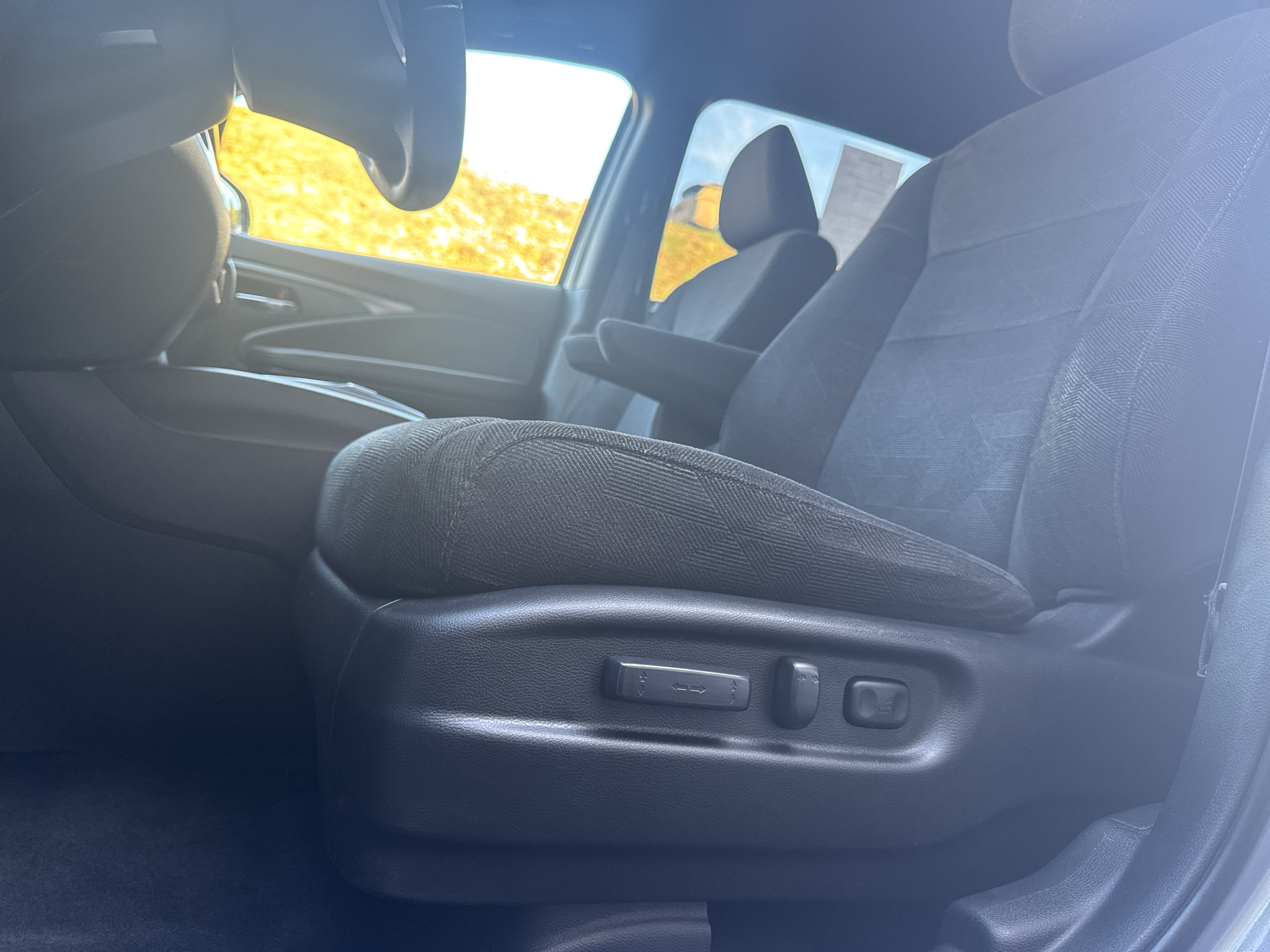 Used 2022 Honda Pilot Sport image 13