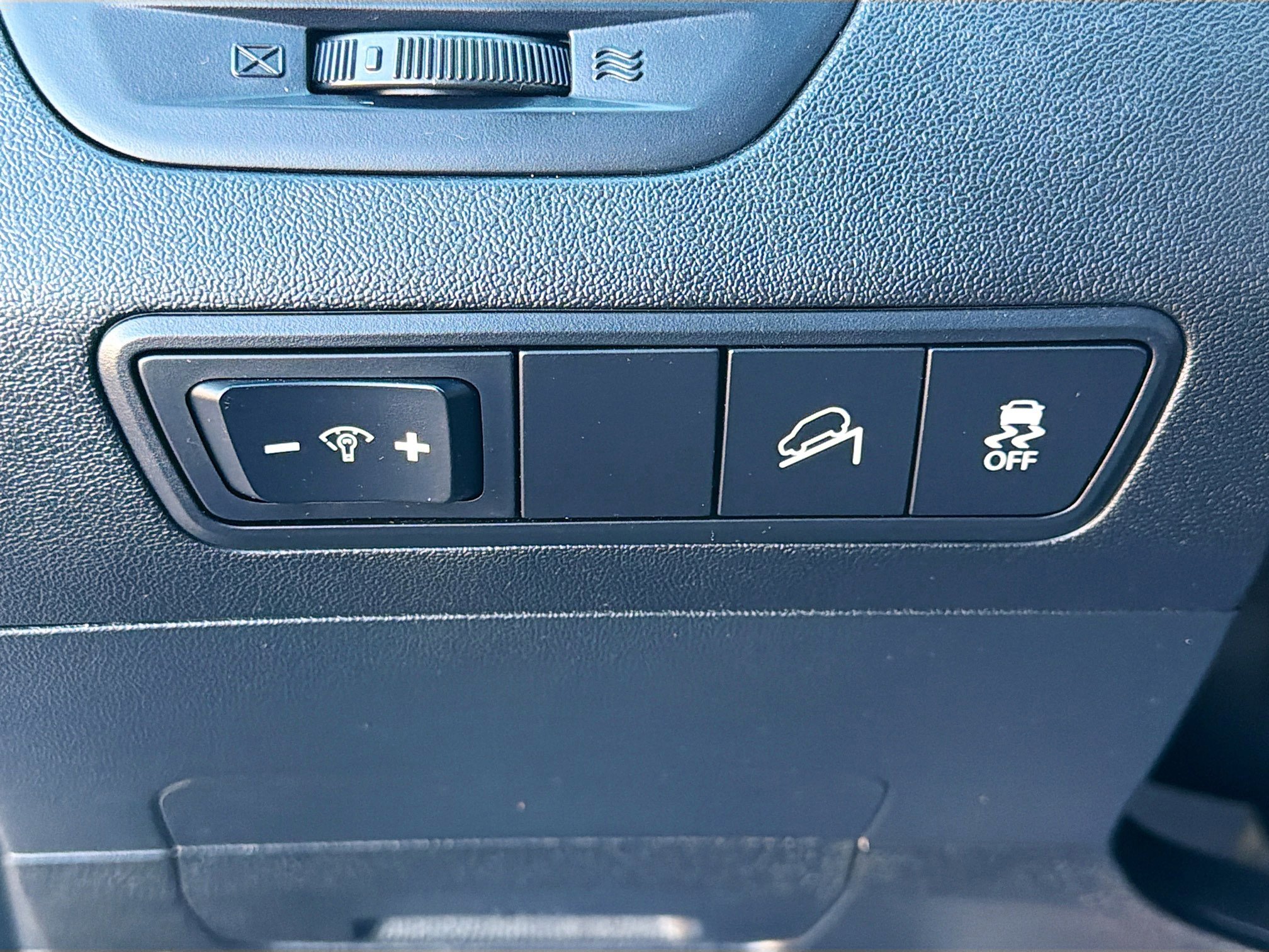 Used 2010 Hyundai Tucson GLS w/ Popular Equipment Pkg 2 FWD image 16