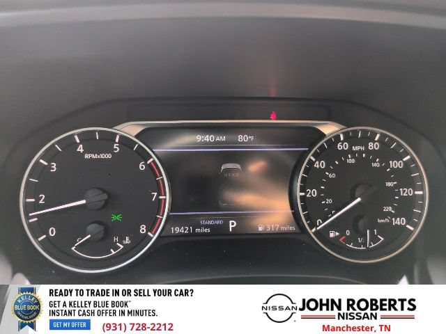 Used 2023 Nissan Rogue SV FWD image 11