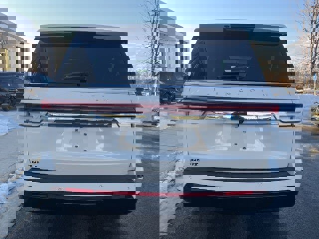 Used 2022 Lincoln Navigator L Reserve image 7