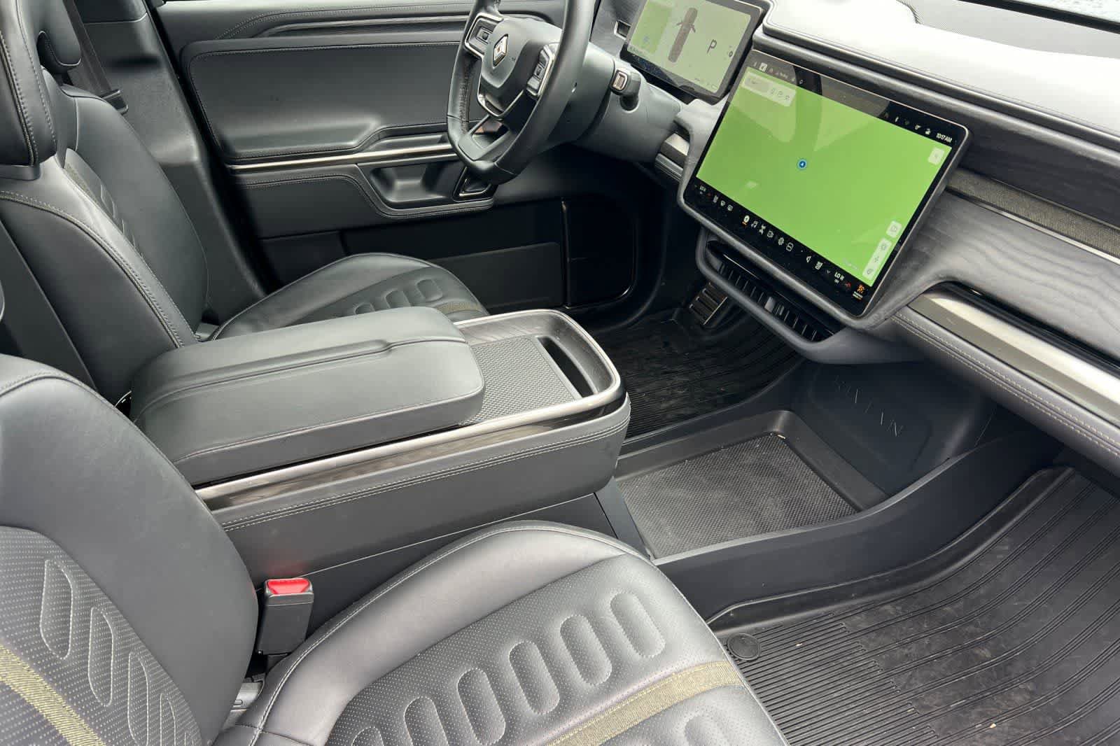 Used 2022 Rivian R1T Adventure image 17