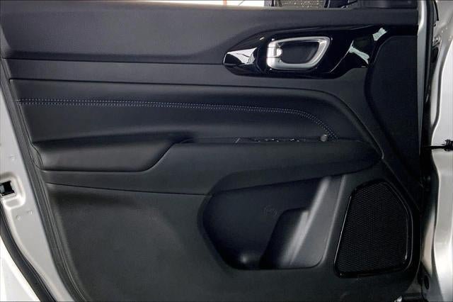 New 2026 Jeep Compass Latitude AWD/4WD image 46