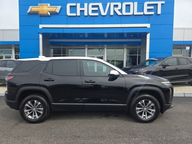 New 2026 Chevrolet Equinox LT image 3