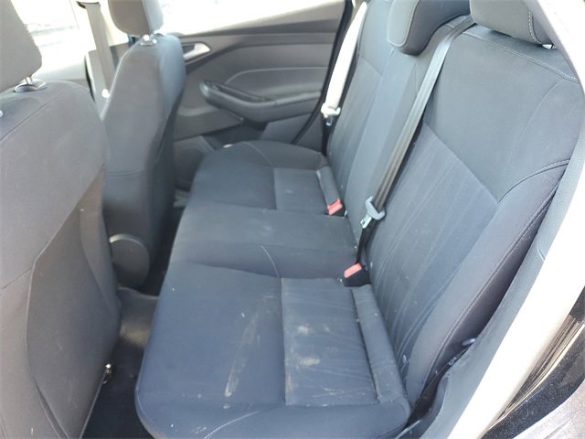 Used 2018 Ford Focus SE w/ SE Appearance Package image 26