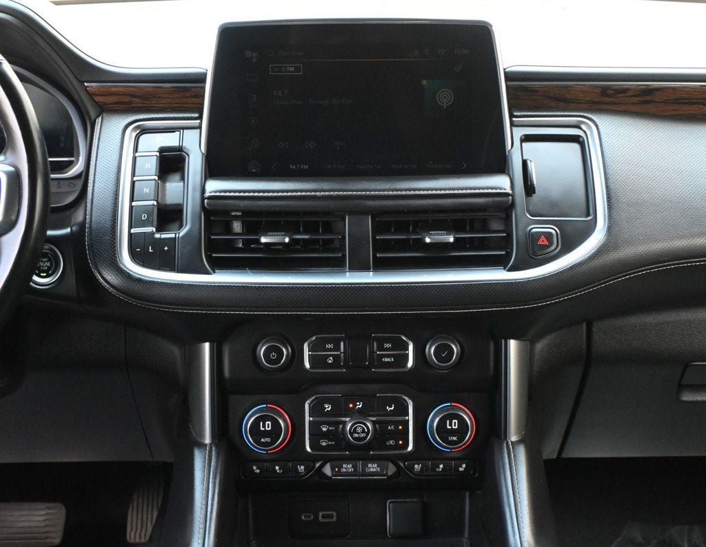 Used 2023 Chevrolet Suburban Premier RWD image 15
